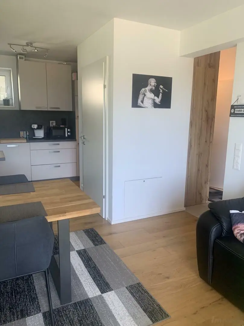 Moderne  2-Zimmerwohnung mit schönem Balkon   in Raaba