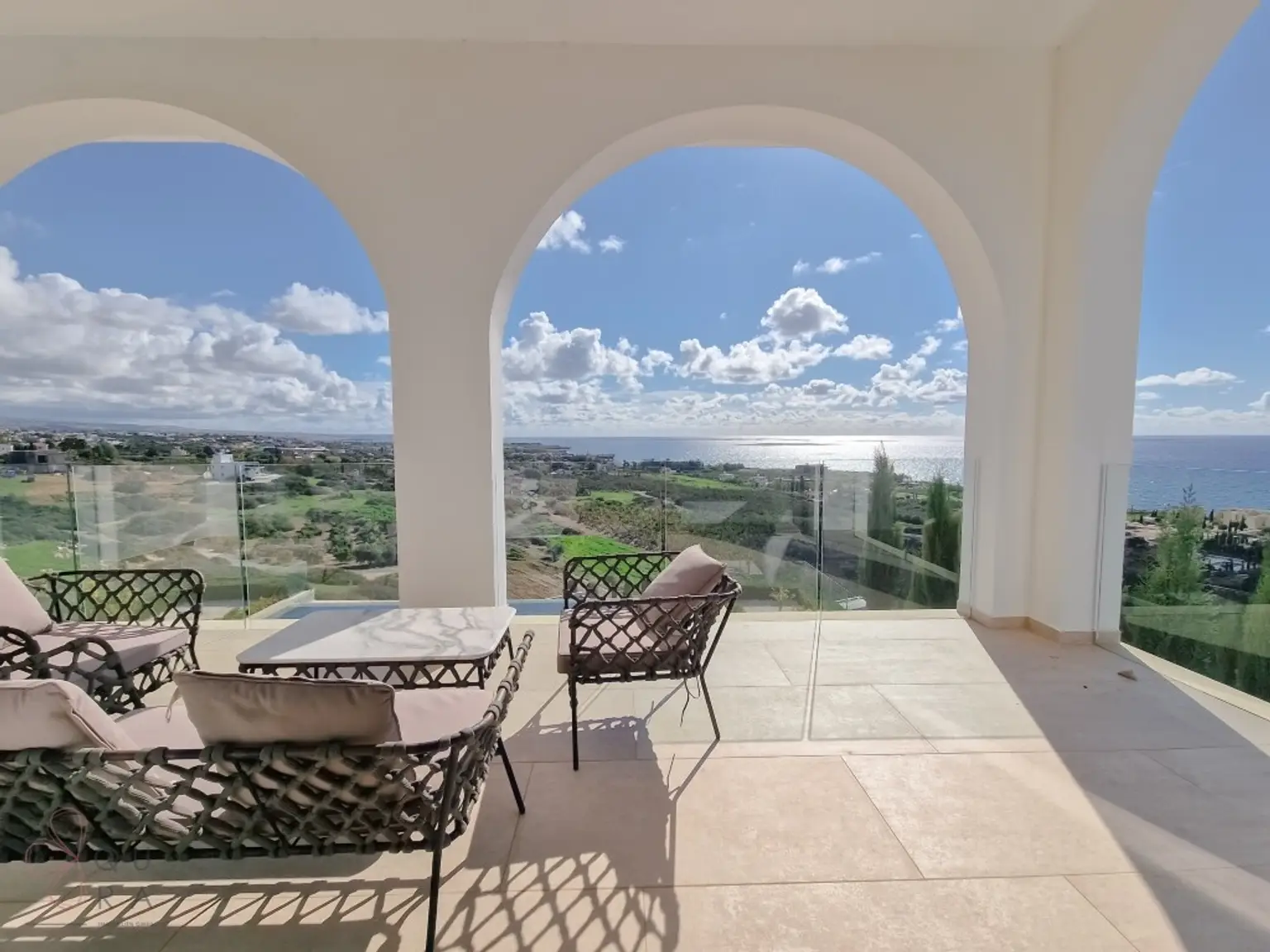 Sea Caves, Pegeia – Ihr exklusiver Rückzugsort auf Zypern