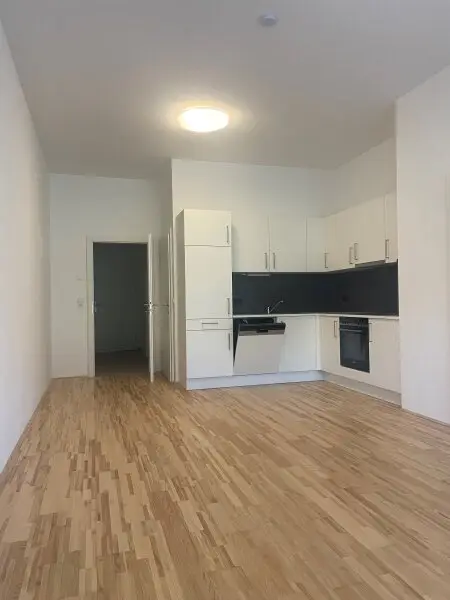 Traumwohnung mit Blick ins Grüne: 2-Zimmerwohnung mit Balkon im Paradies - Tennisparadies