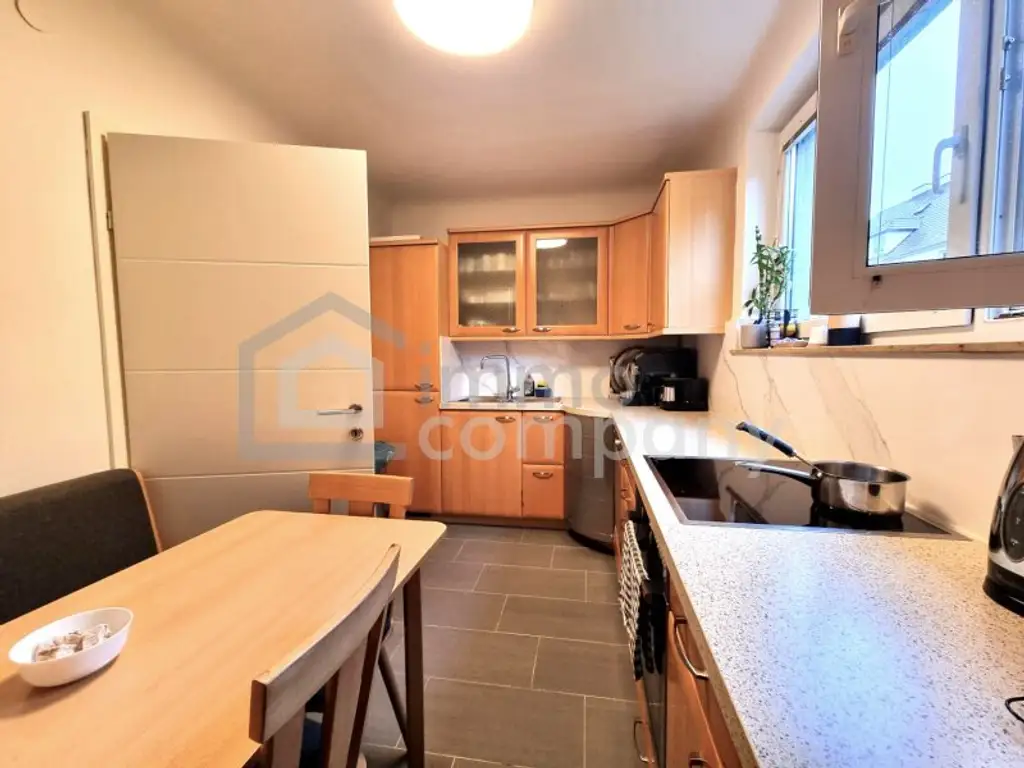 PERFEKTE AUFTEILUNG, TOP-INFRASTRUKTUR und LOGGIA mit GRÜNBLICK  – Ihre 3-Zimmerwohnung mit bester INFRASTRUKTUR