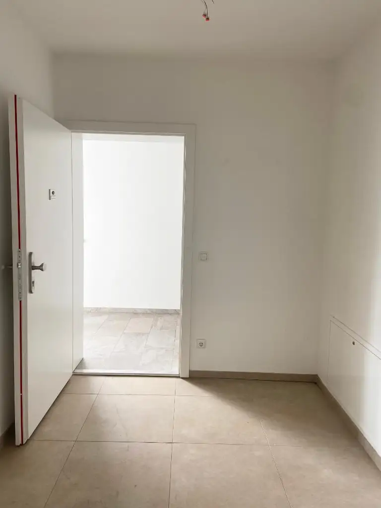 Moderne Dachgeschosswohnung inkl. Einbauküche und Loggia - Top A08