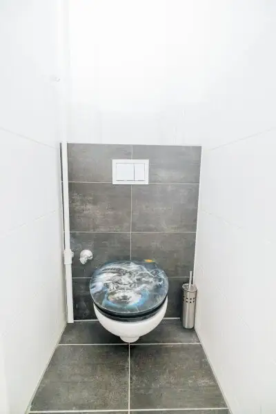 AB 01.01.2026 VERFÜGBAR I NEUE KÜCHE I BALKON  I RUHIG I BADEWANNE I LICHTDURCHFLUTET I SONNIG I ZENTRAL I HAUSTIERE WILLKOMMEN I PROJEKT WOHNEN I