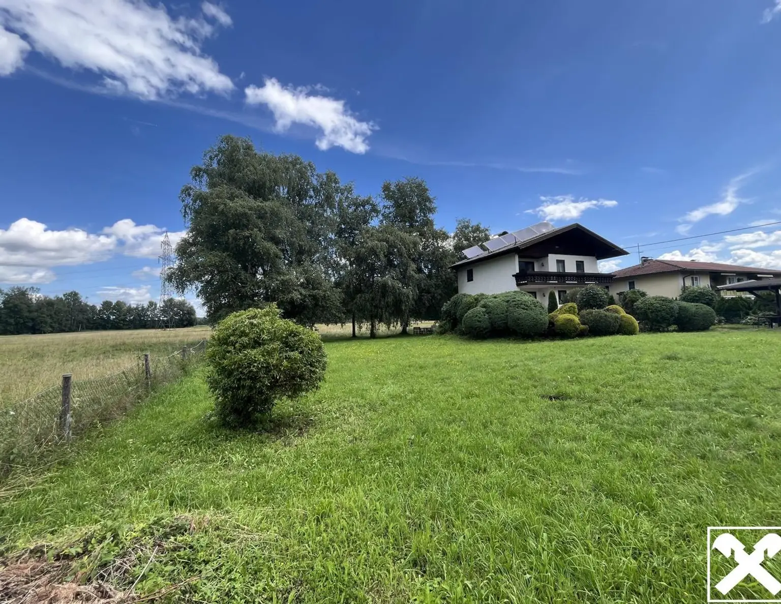 Großzügiges Grundstück mit Teilungsmöglichkeit