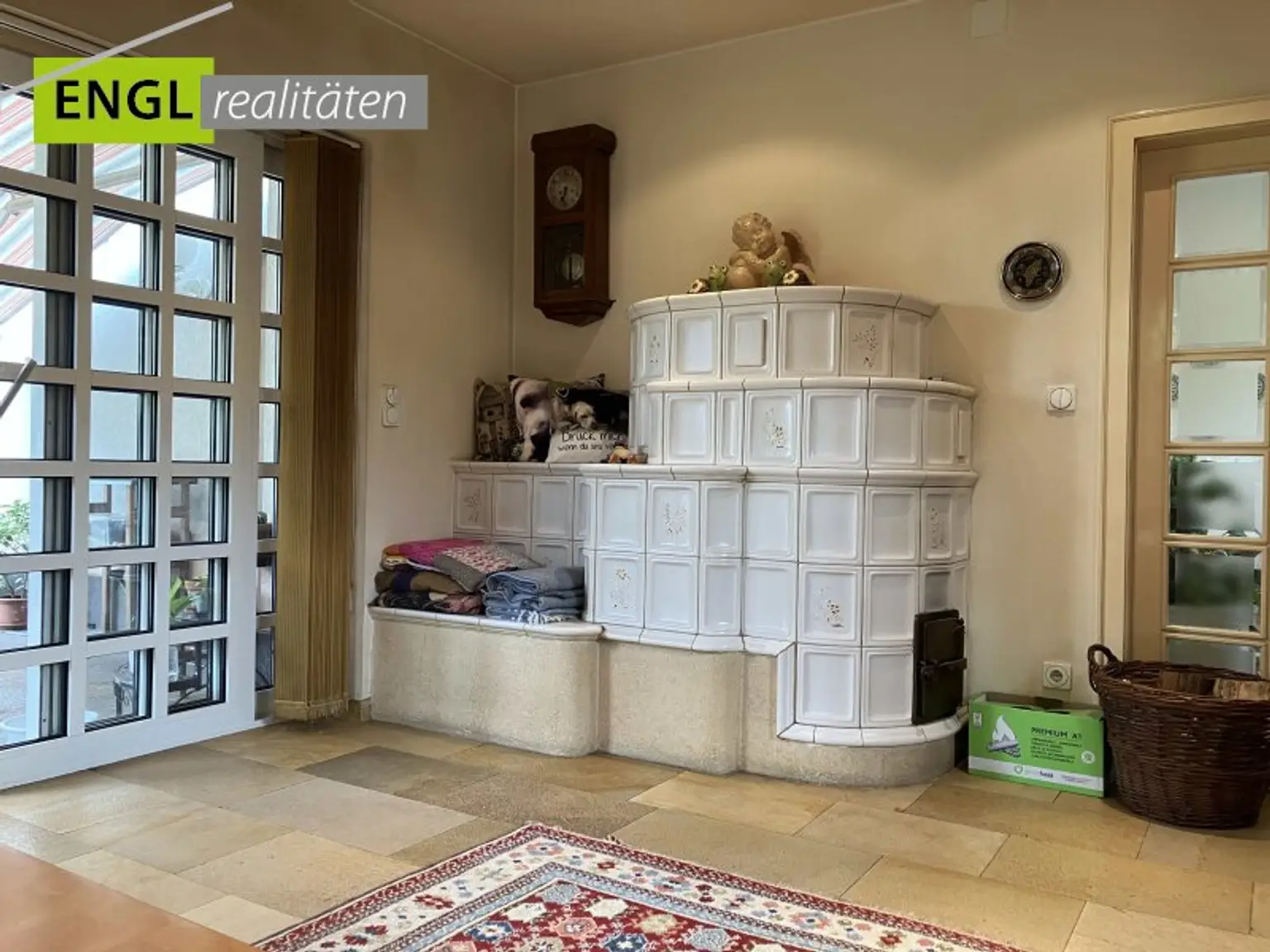 Moderne Jahrhundertwendevilla – Eleganz trifft Wohnkomfort!