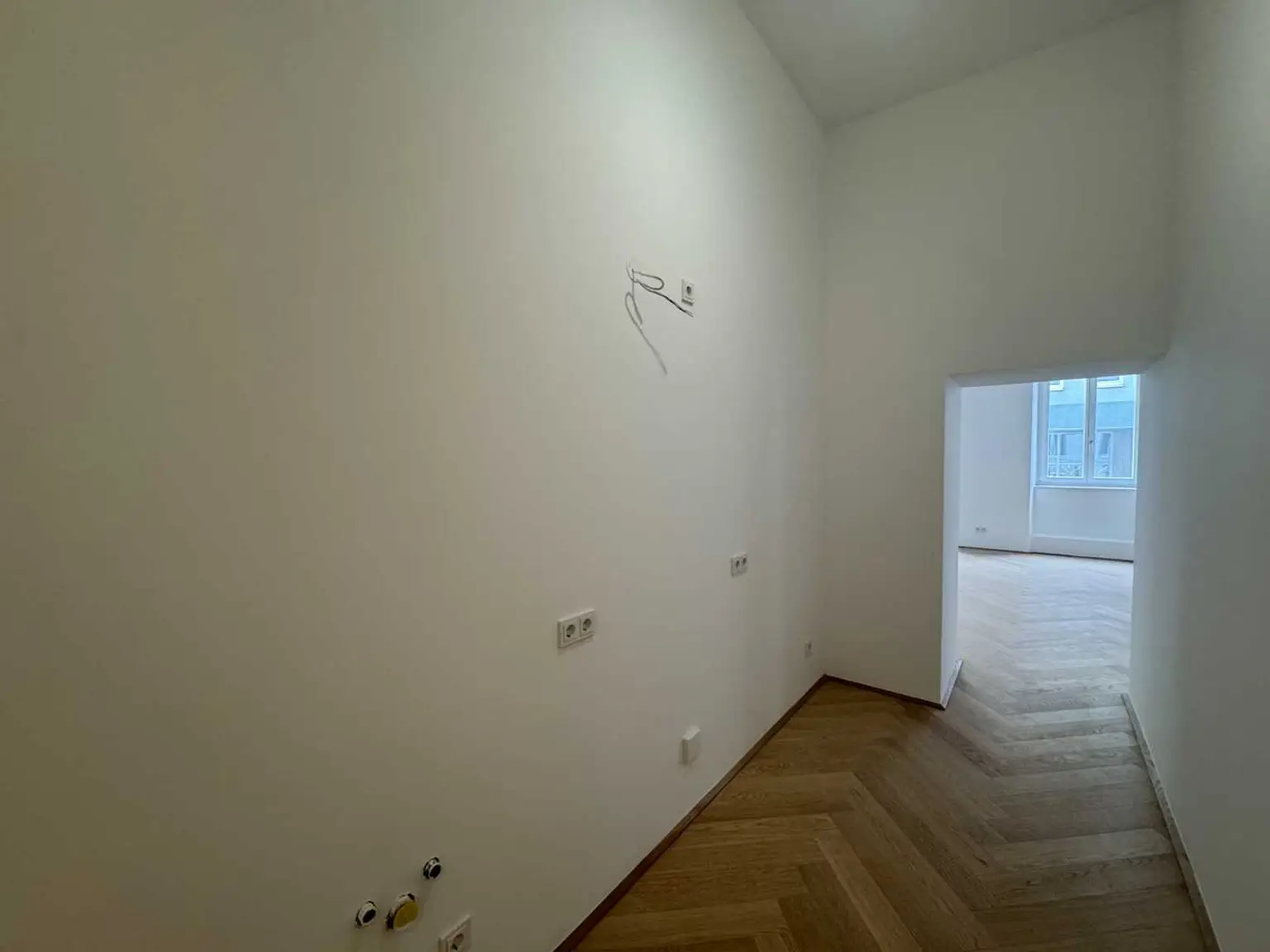 Top Gewerbeflächen nahe der Landstraße zum Kauf!