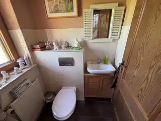 Gäste-WC EG