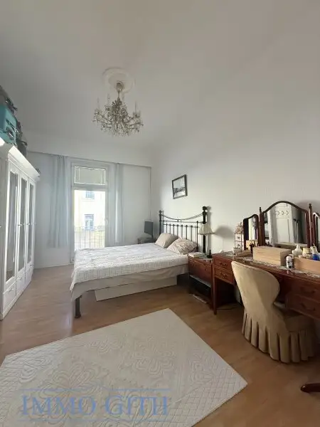 HELL, GEMÜTLICH & GUT VERMIETET – GEPFLEGTE 2-ZIMMER-WOHNUNG MIT BALKON IN SIMMERING ZU KAUFEN!