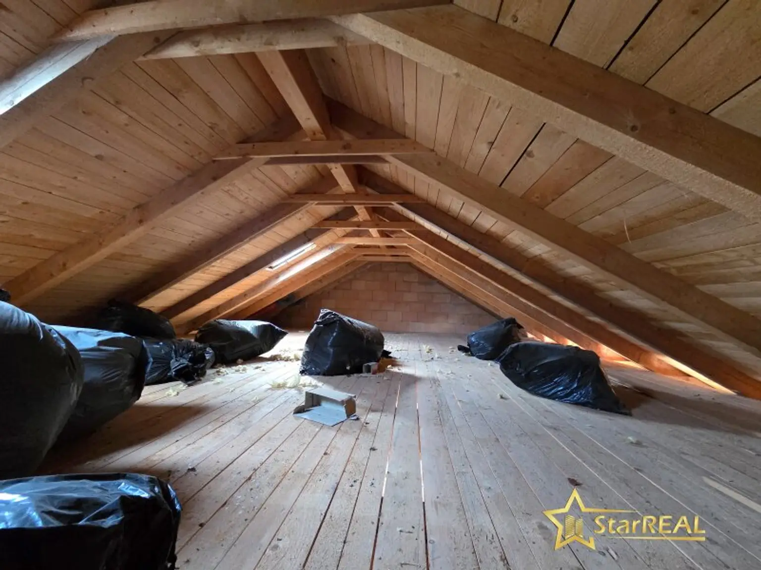 Ihr Traum vom Eigenheim – gestalten Sie selbst! Bungalow-Rohbau mit 485 m² Eigengrund, 2 Terrassen & Carport.