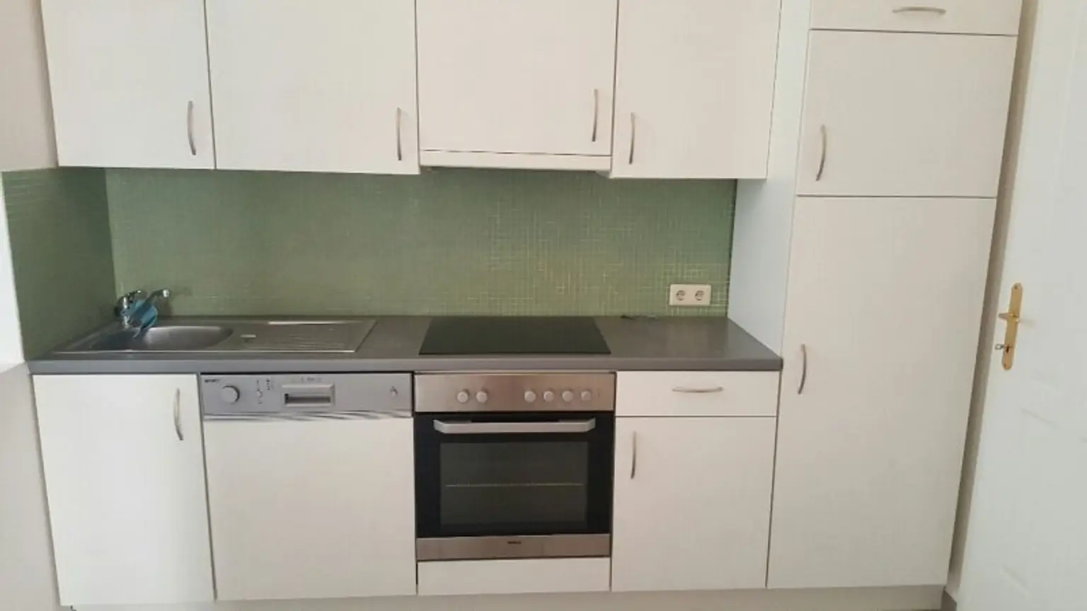 Kunst, Kultur, Citylife - charmante 3-Zimmer-Altbauwohnung bei Schwedenplatz!