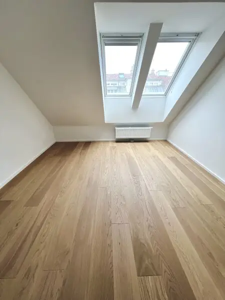 Schöne Dachgeschoss-Maisonette mit 83m², 3 Zimmern & Terrasse in 1180 zu kaufen!!