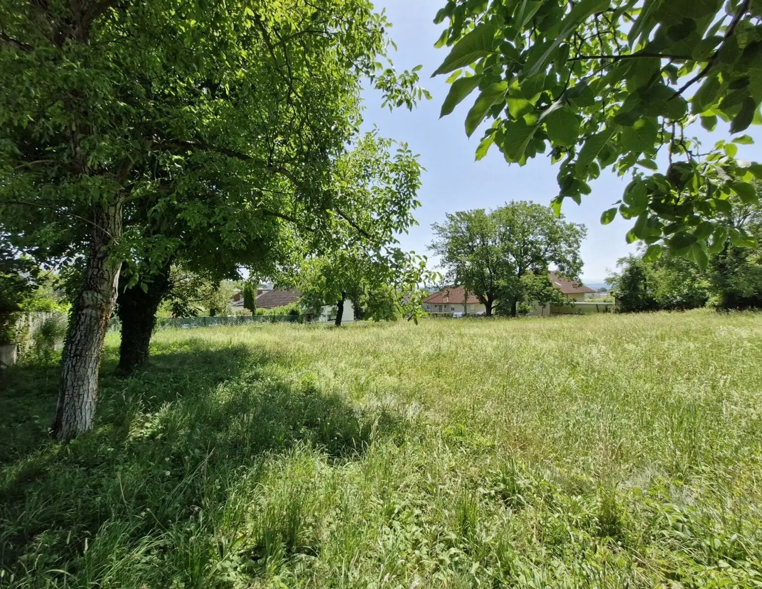 RARITÄT - Einzigartiges Baugrundstück in Leonding - 896 m² für Ihr Eigenheim...!