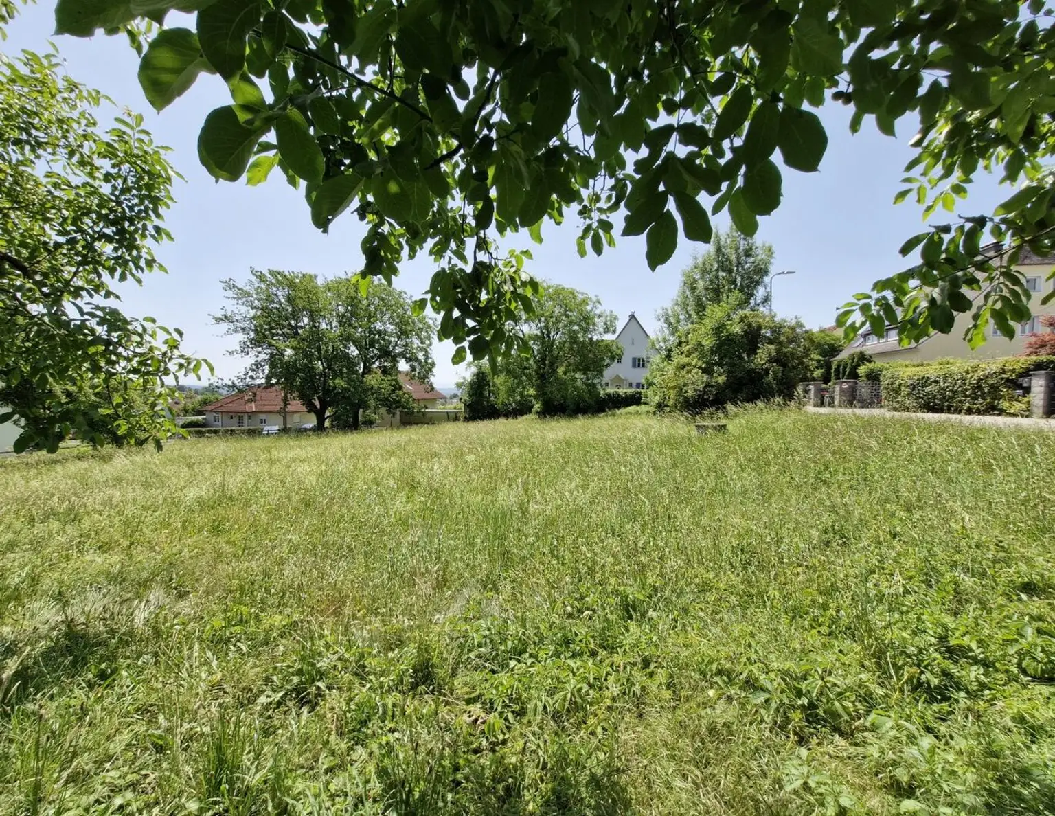 RARITÄT - Einzigartiges Baugrundstück in Leonding - 896 m² für Ihr Eigenheim...!
