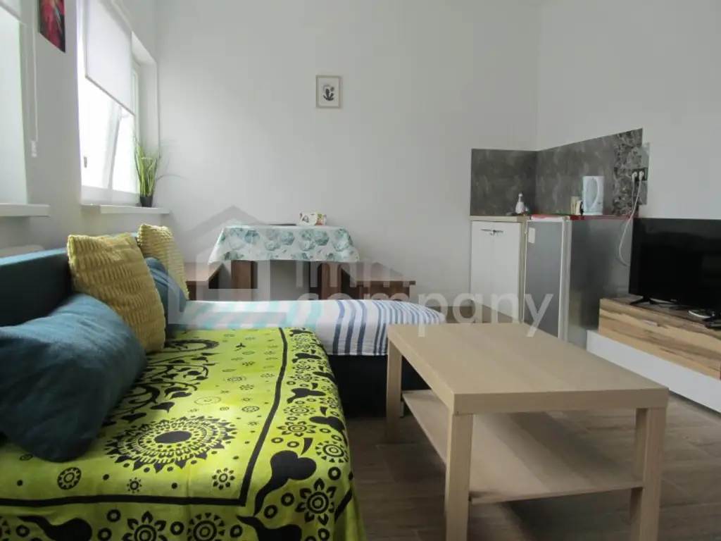 NEUER PREIS !! - Für ANLEGER: HOHE RENDITE !! Modernisiert, sehr ruhig !