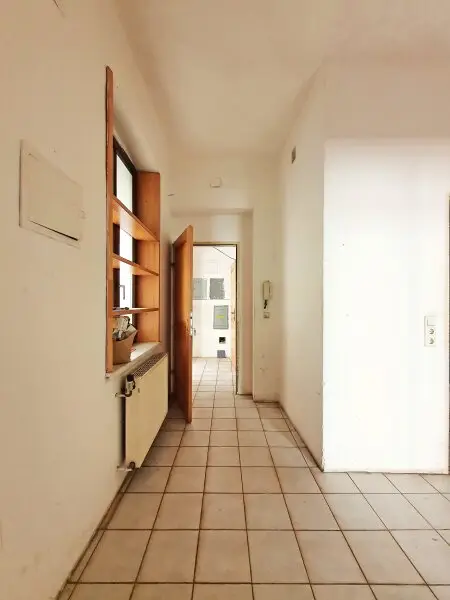 Wohnung-B: Entree/Vorraum