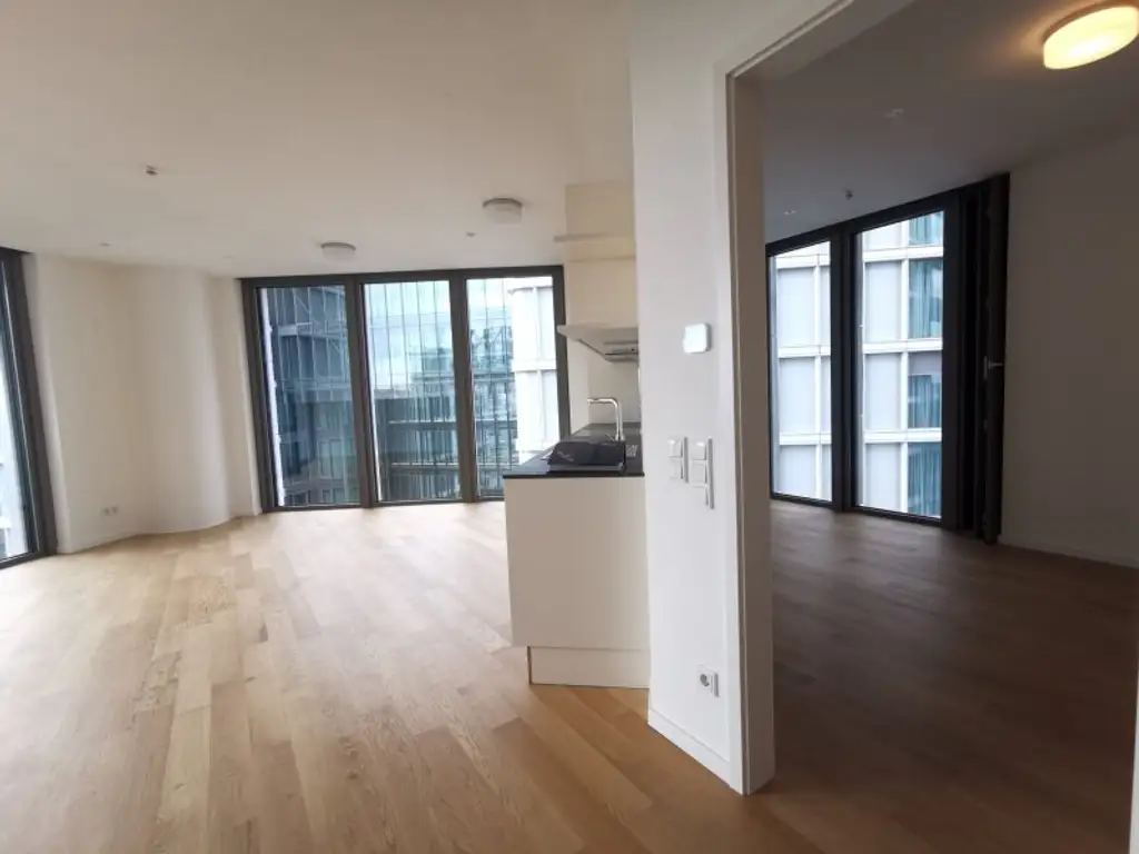 Moderne 3 Zimmer mit Balkon und vielen Extras im Haus!