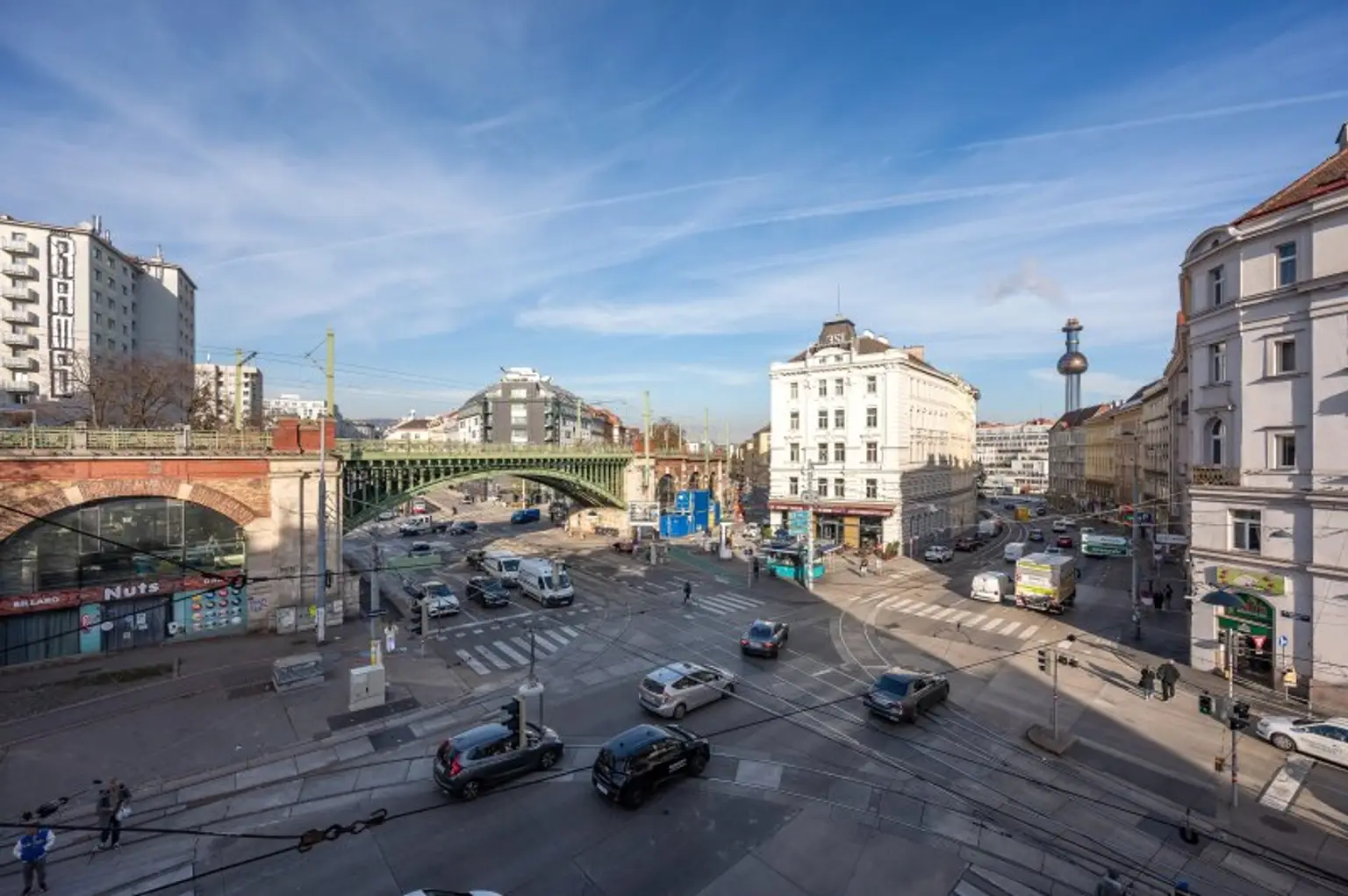 ++NEU++ 3-Zimmer Altbau-Wohnung (sanierungsbedürftig), viel Potenzial