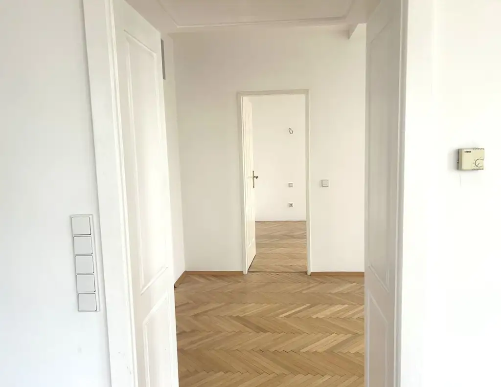 Perfektes Büro für effizientes Arbeiten in zentraler Lage - jetzt mieten in Linz!