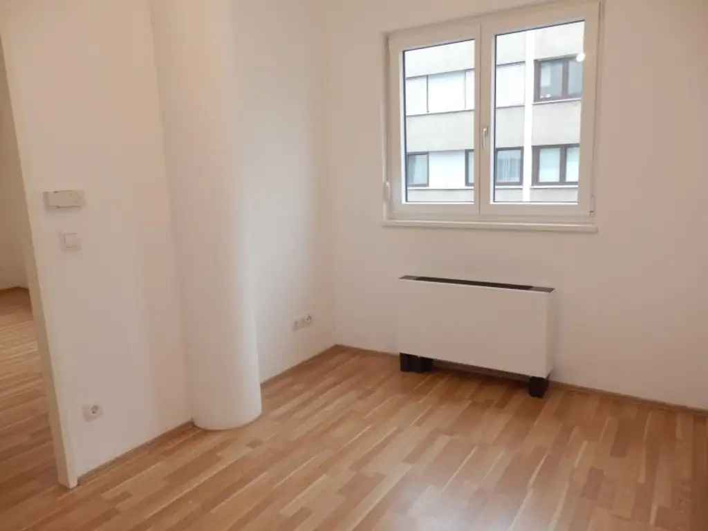 FEINE 2 Zimmer NB Wohnung, GENIALE AUFTEILUNG