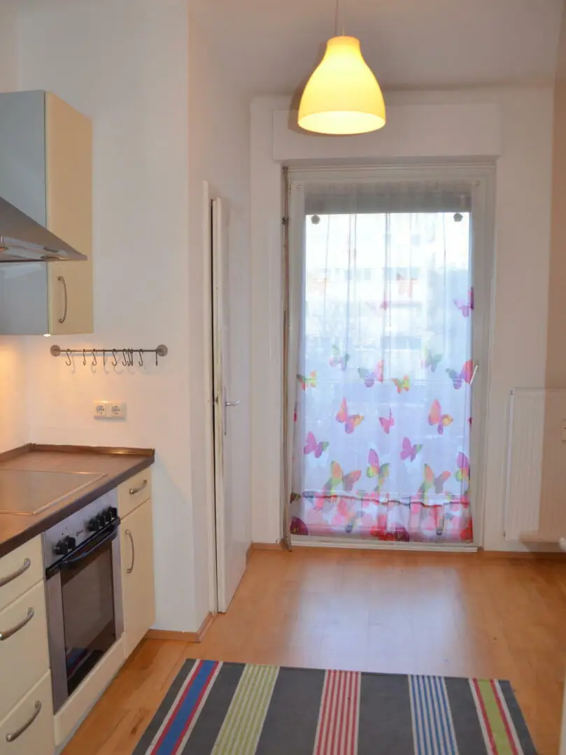 Großzügige, helle 3-Zimmerwohnung in Geidorf, WG-geeignet.