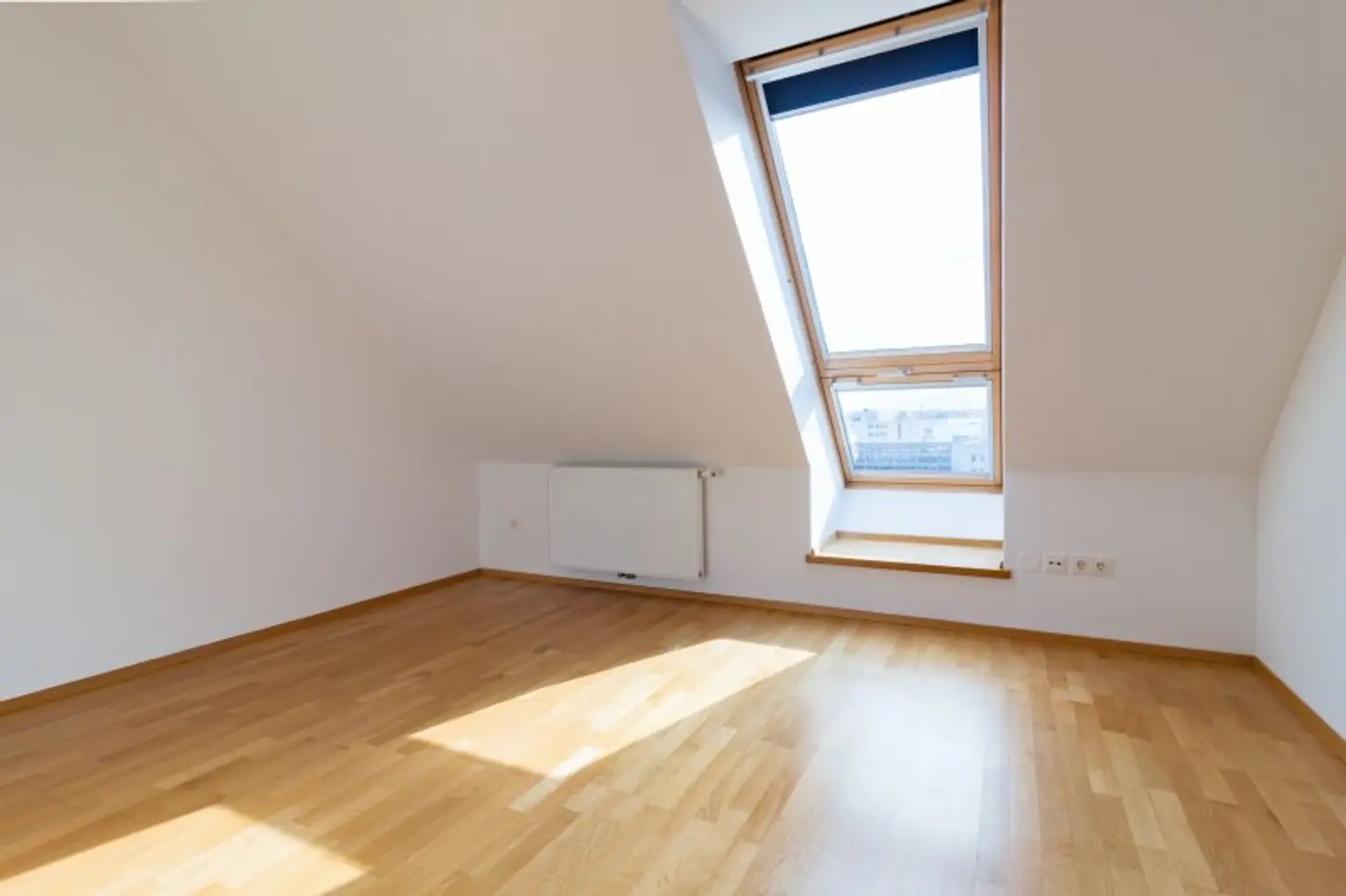 + INNENSTADT-WOHNTRAUM+ 4 Zimmer Wohnung nähe Wiener Prater und Innenstadt zu mieten!+