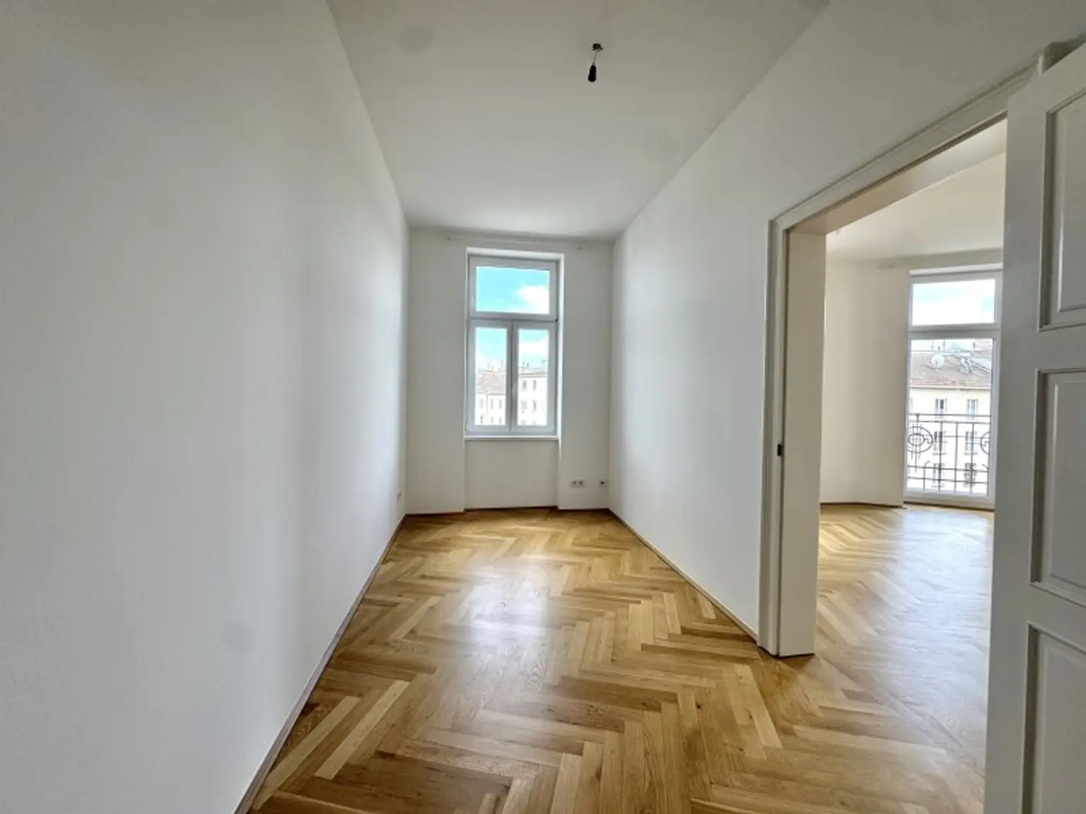 3-Zimmer + inkl. hochwertiger separater Einbauküche - Stilaltbau am Rennweg - S-Bahn St. Marx ums Eck