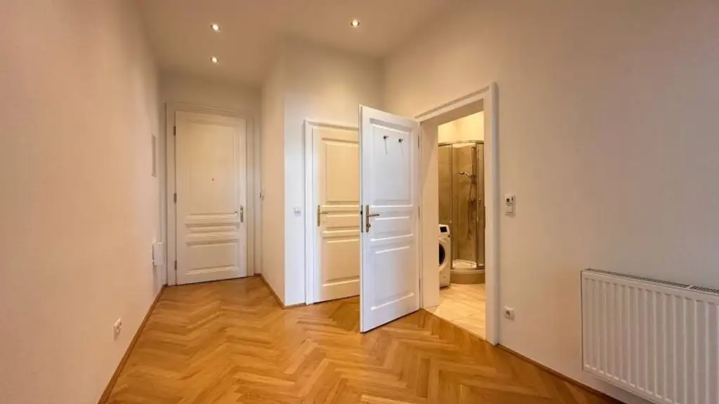 Wohnung im 1. Bezirk mit traumhaftem Ausblick & Garage