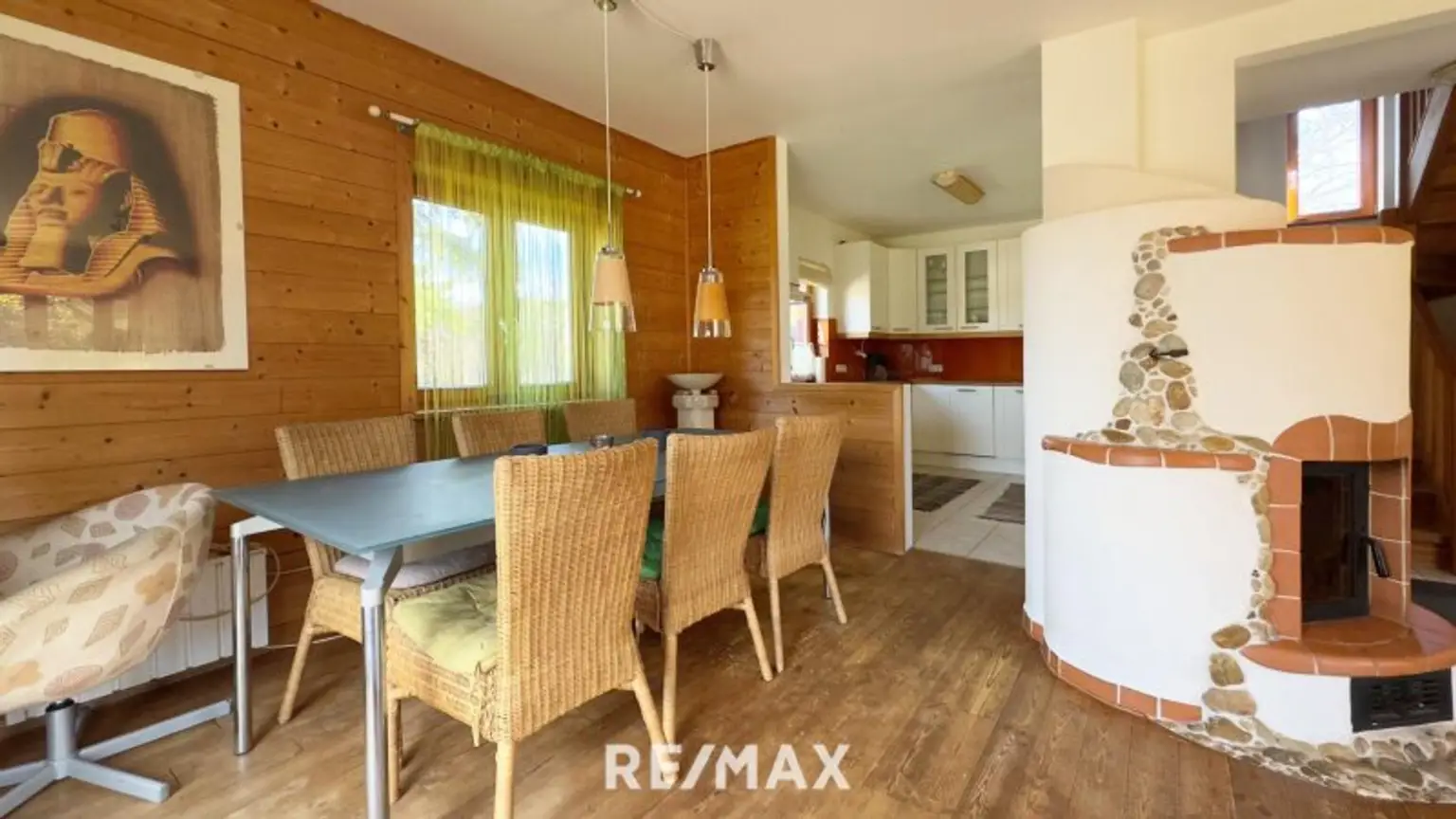 Essbereich neben Küche