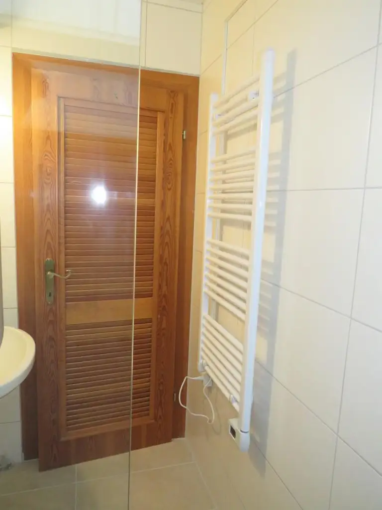 Helle 2,5 Zimmerwohnung inkl. Pkw Abstellplatz und Gemeinschaftsgarten