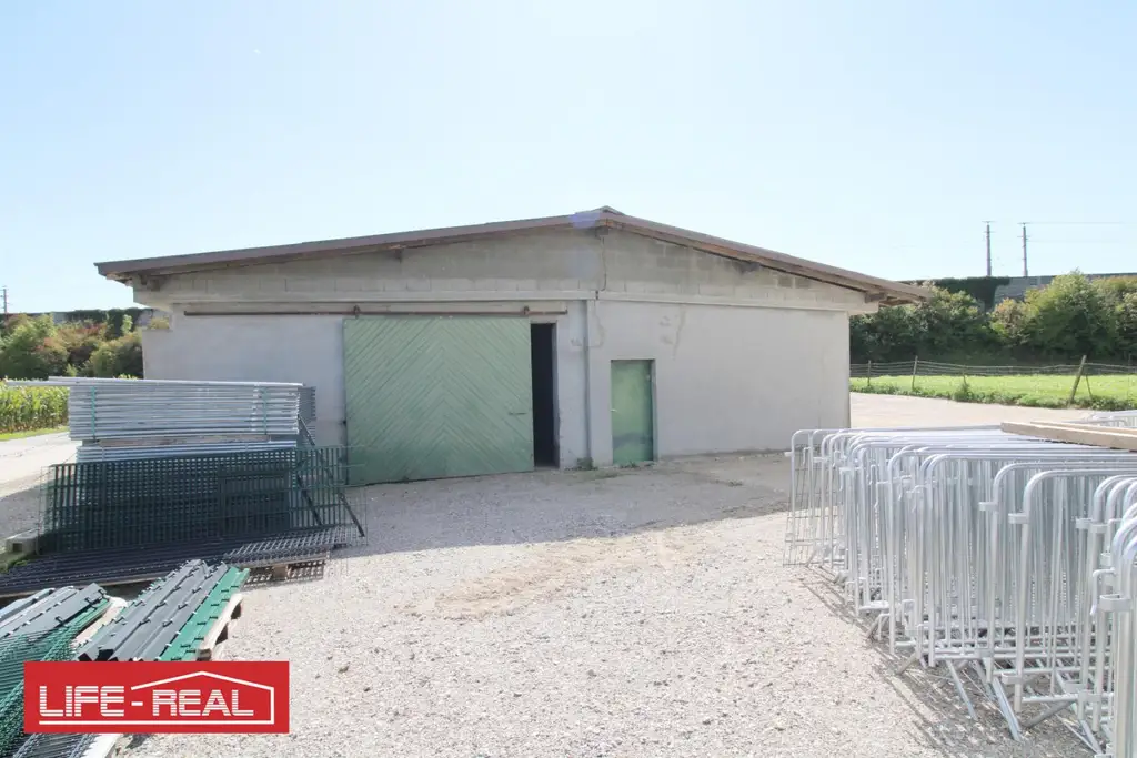 Außenlagerfläche mit Garage im Ennshafen!