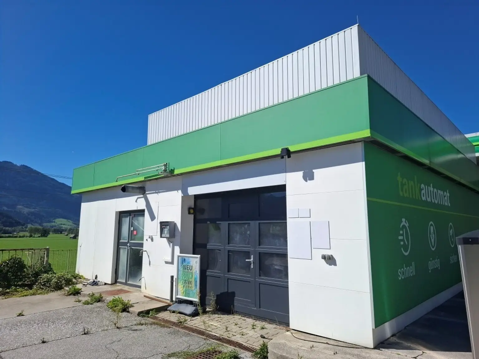 Aufgelassene Tankstelle mit viel Grundstück bei Liezen zu kaufen !