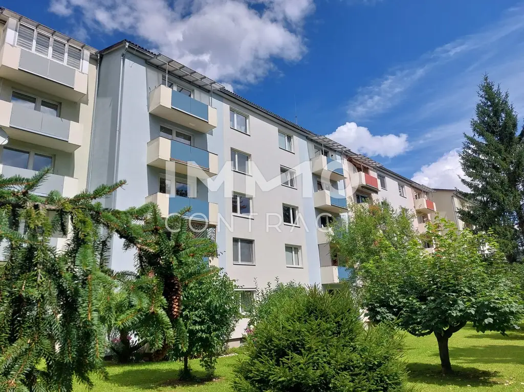 GÜNSTIGE HELLE TEILMÖBLIERTE 3 ZIMMERWOHNUNG MIT BALKON +PP IN GUTER WOHNLAGE IN TROFAIACH