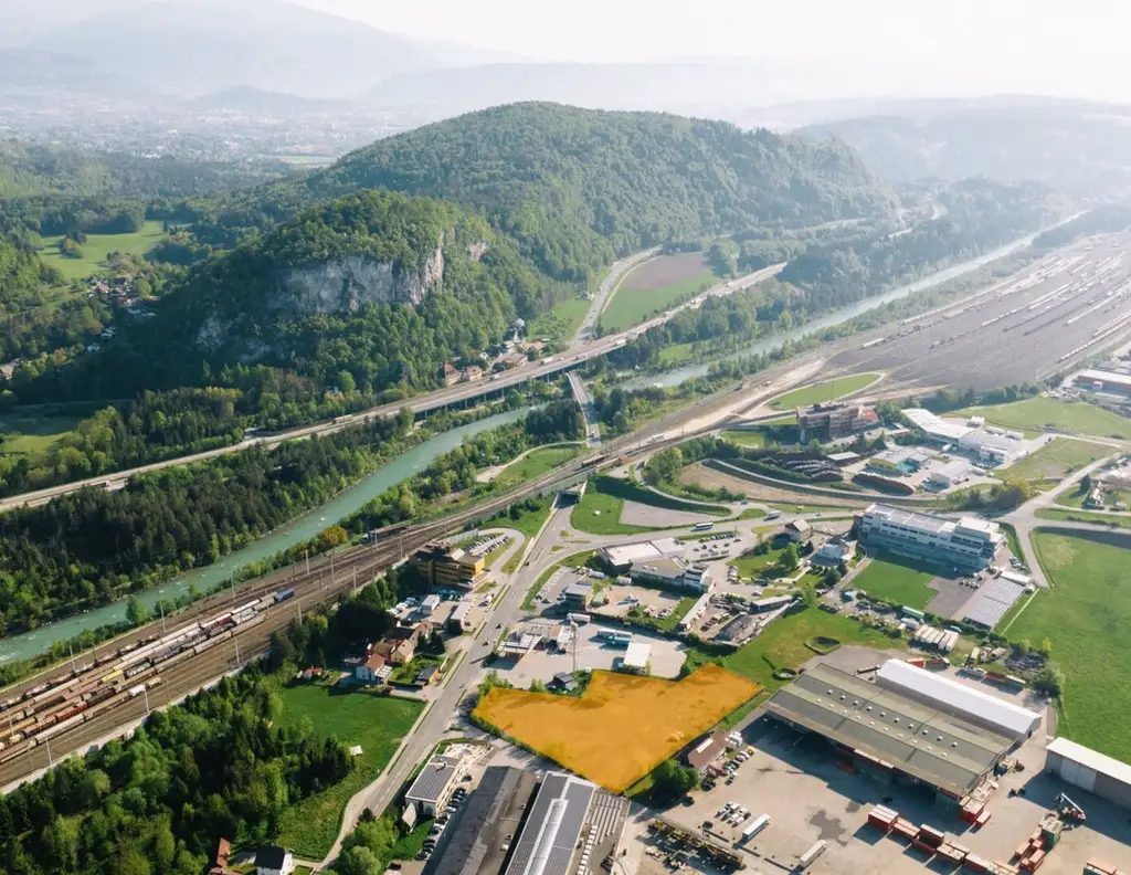 Gewerbegrundstück mit Entwicklungspotenzial in Fürnitz - ca. 8.300 m² - Miete oder Baurecht möglich
