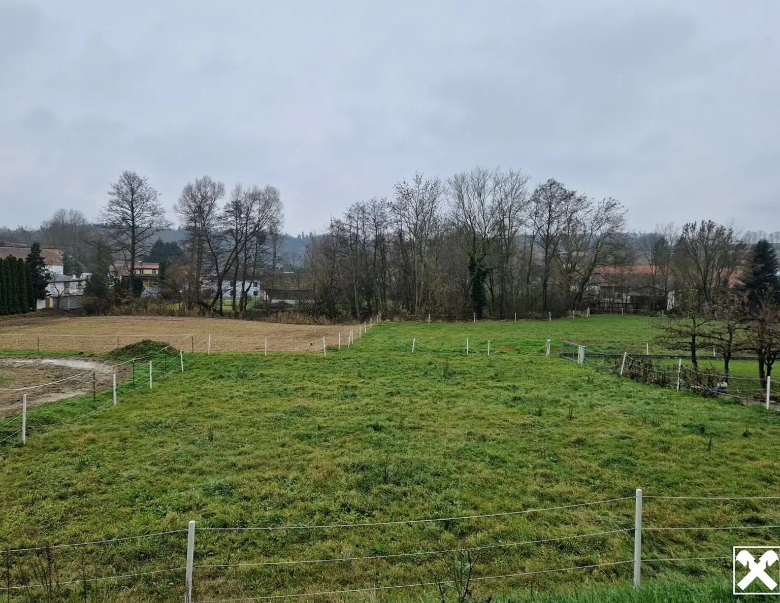 PREISREDUKTION: SONNIGE LEBENSQUALITÄT AM LAND - BAUGRUNDSTÜCK OHNE BAUZWANG