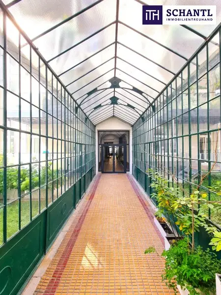 Ein Wiener Märchen beim Kutschkermarkt! Altbaucharme, Absolute Ruhelage, Flügeltüren, Hofidylle und Balkon-Glück! Prunkvolles Stiegenhaus + Beste Infrastruktur! Jetzt zugreifen!