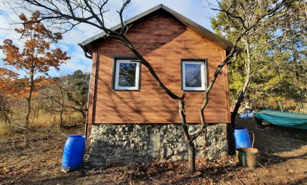 Naturidylle am Anninger - Kleingartenhaus mit großem Garten !