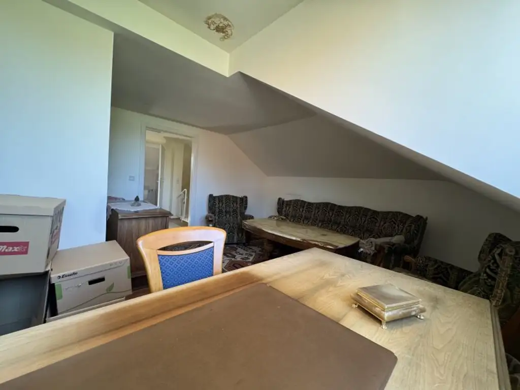 Kleines Einfamilienhaus mit Südterrasse und Garage