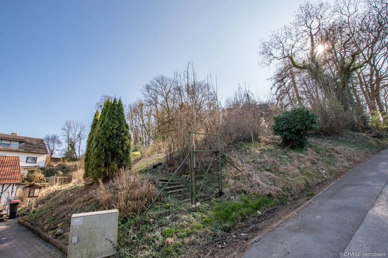 Bodenansicht - Straßenseite