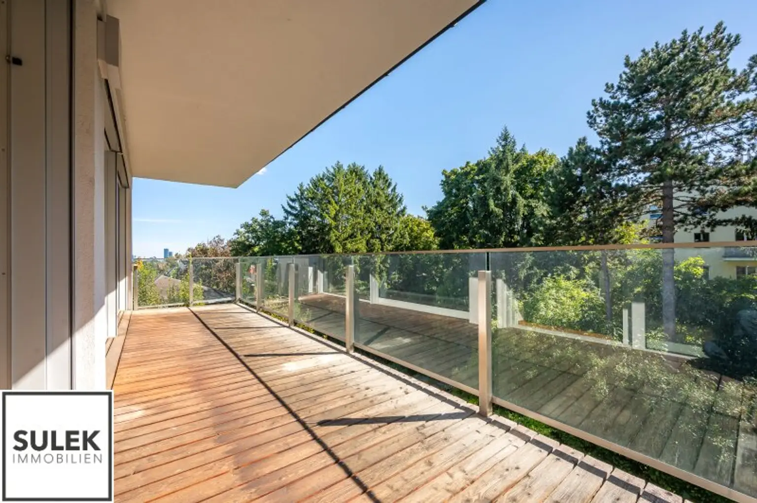 Schöne 3 Zimmer Wohnung mit Balkon im Herzen Döblings!