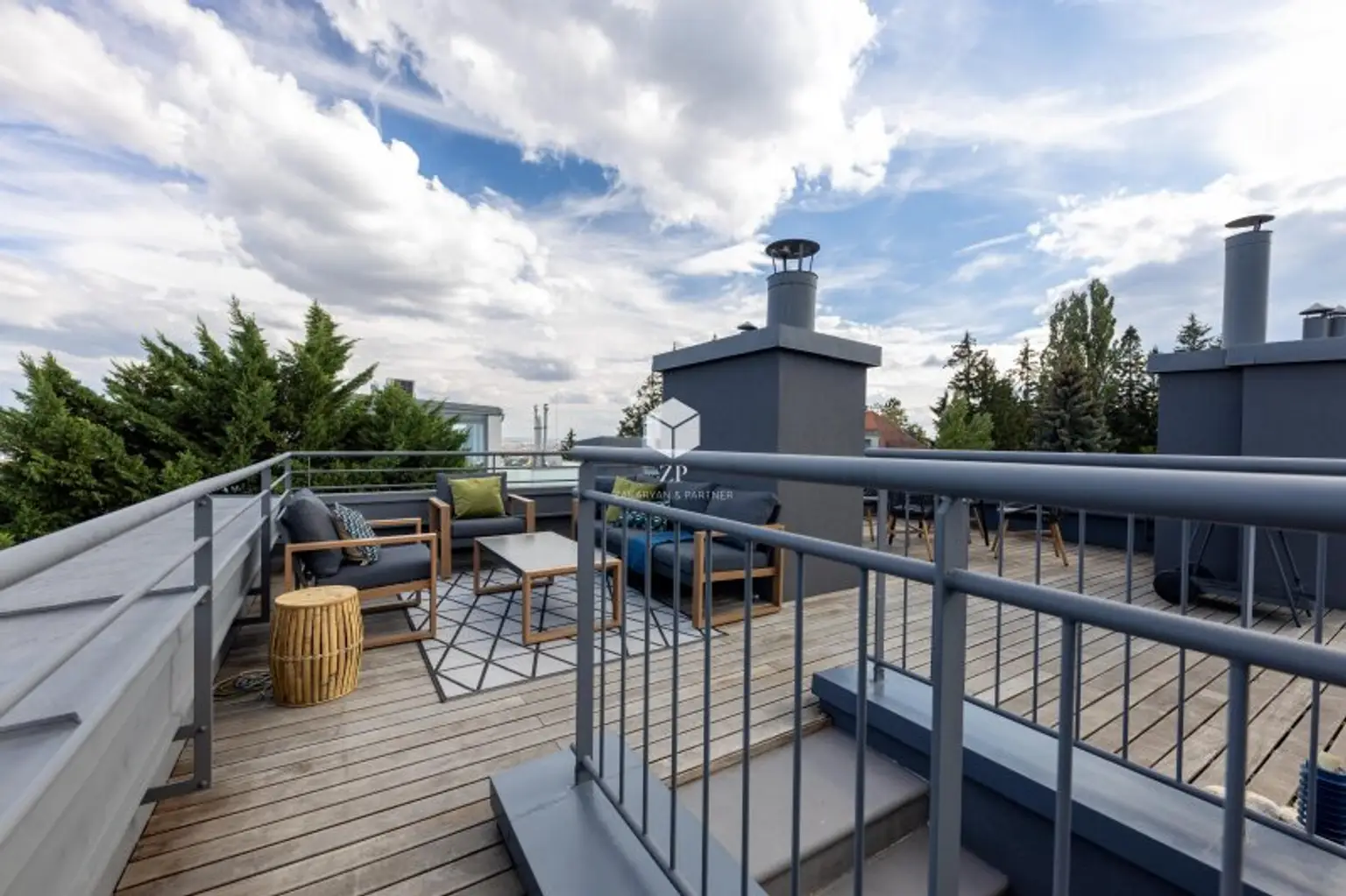 Luxuslage Schafberg: Einmalige Luxus-Maisonette mit Dachterrasse! Weitblick zum Verlieben!