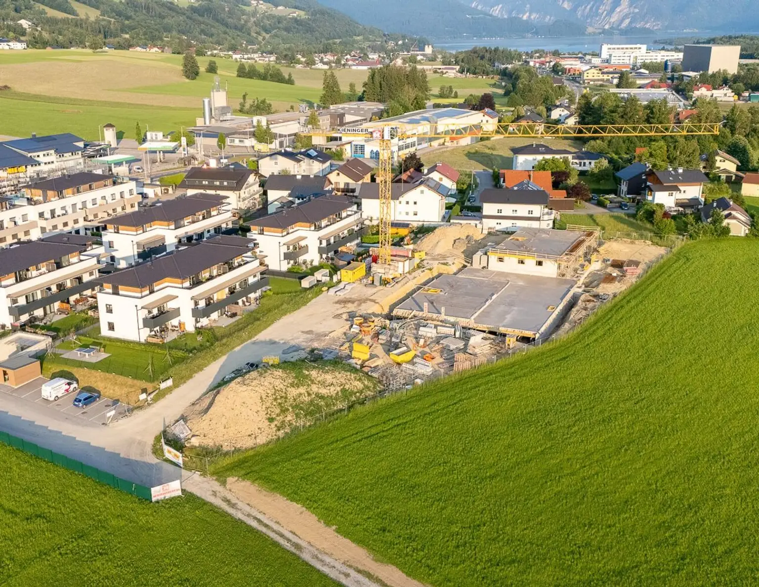 BAUSTART ERFOLGT - PROVISIONSFREI FÜR DEN KÄUFER! Einzigartige 3 Zimmer Erstbezugswohnung mit großer Dachterrasse, Lift und Tiefgarage - BAURECHT