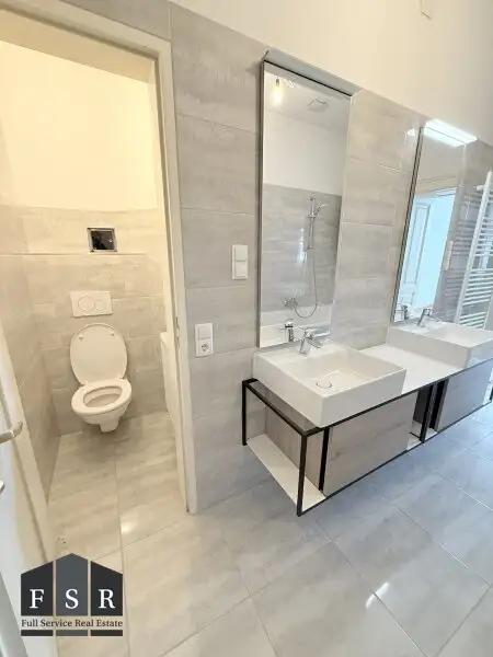 2 Zimmer Altbau-Wohnung in Jugendstil- Zinshausjuwel! Laurentius Platz - U3 Nähe