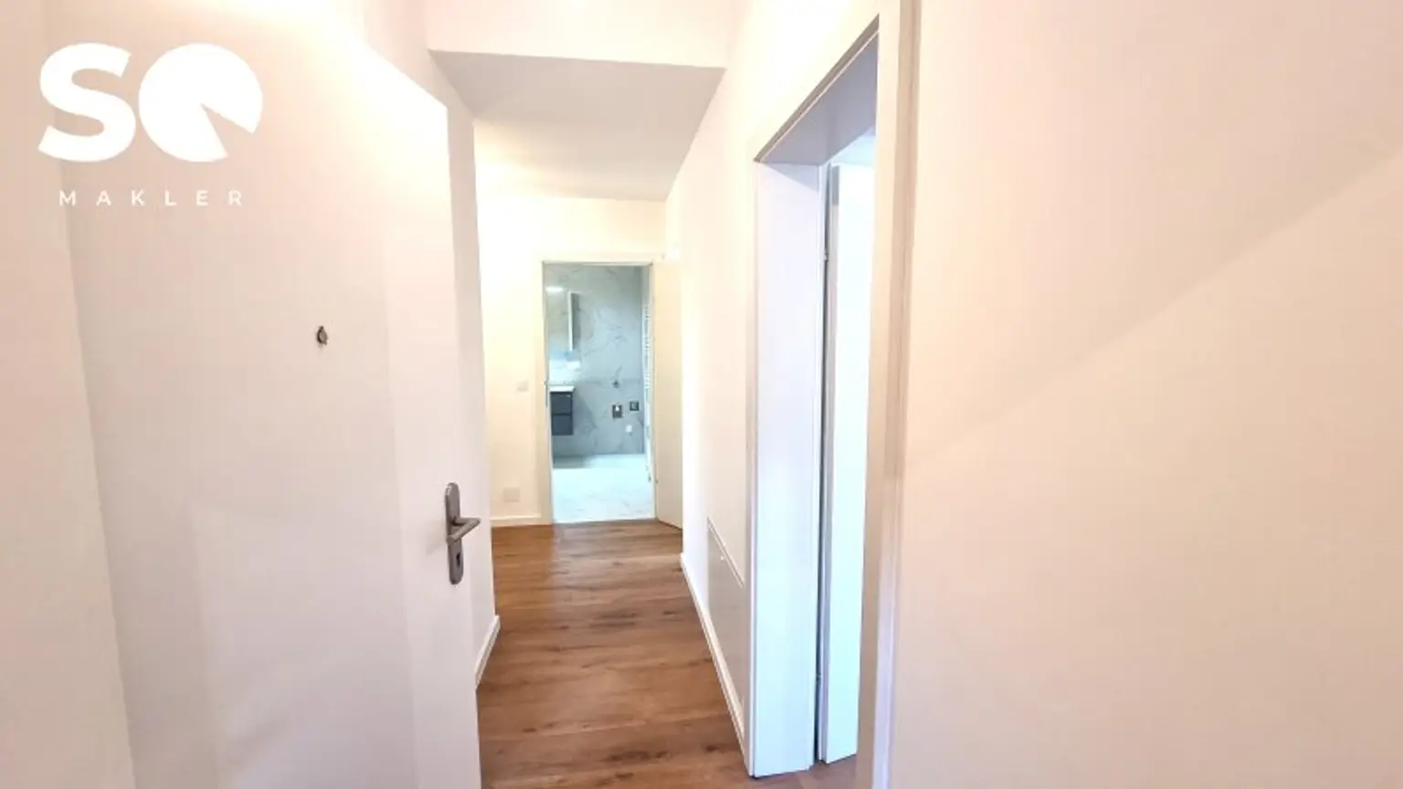 #SQ - WIENER NEUSTADT: EXKLUSIVES WOHNERLEBNIS FÜR FAMILIE, ARBEIT UND MEHR – TRAUMHAUS MIT DACHTERASSE UND FERNBLICK