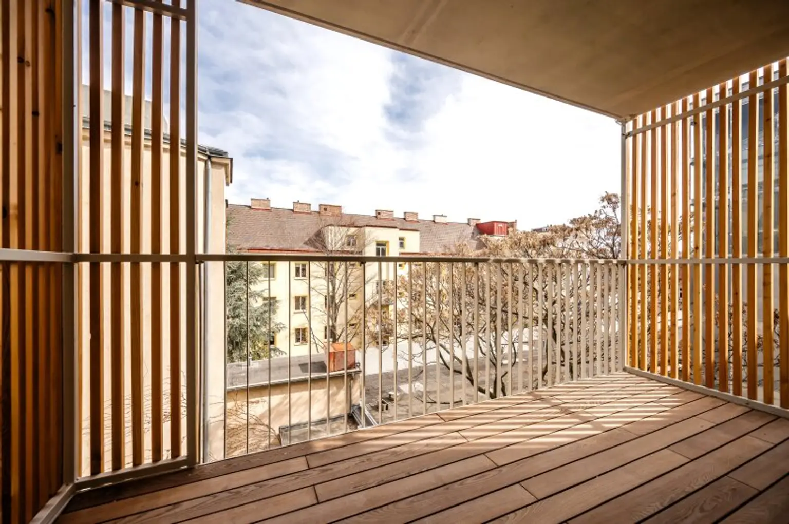 ++MOLLARD 50++  Stilvolle 3-Zimmer-Wohnung mitten im Herzen der Stadt