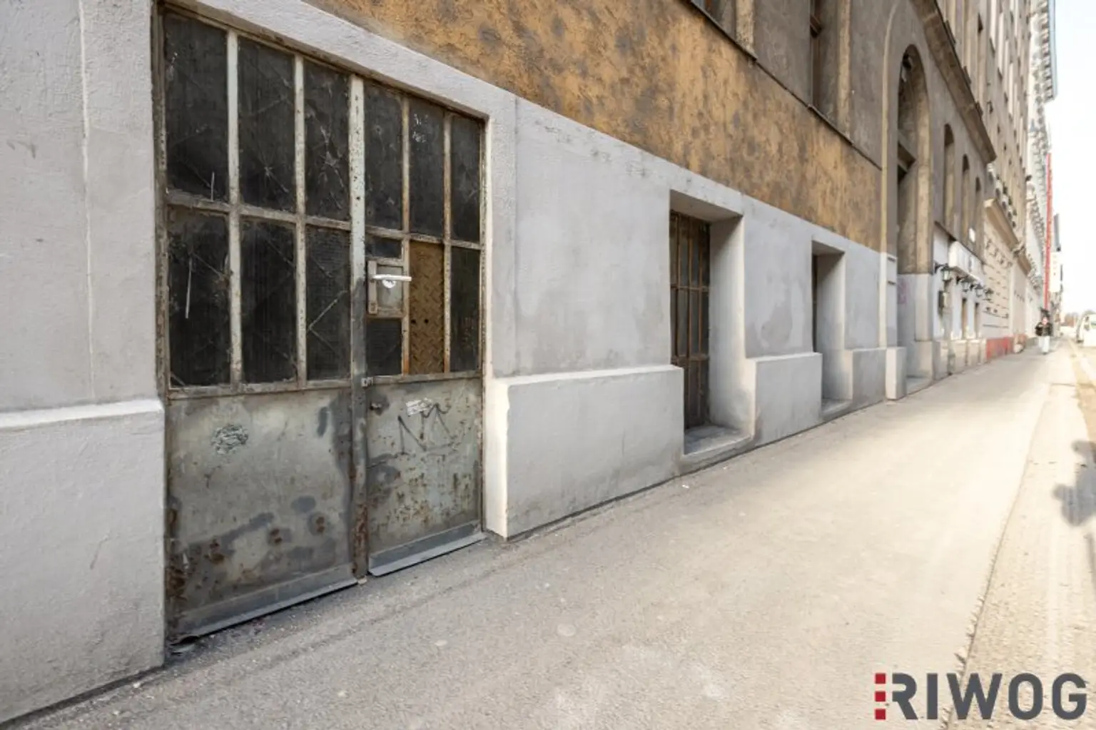 WERKSTATT/LAGER NÄHE 1. BEZIRK, DONAUKANAL UND AUGARTEN | Hof-/Gartennutzung | Wasser, Strom & WC | Rembrandtstraße