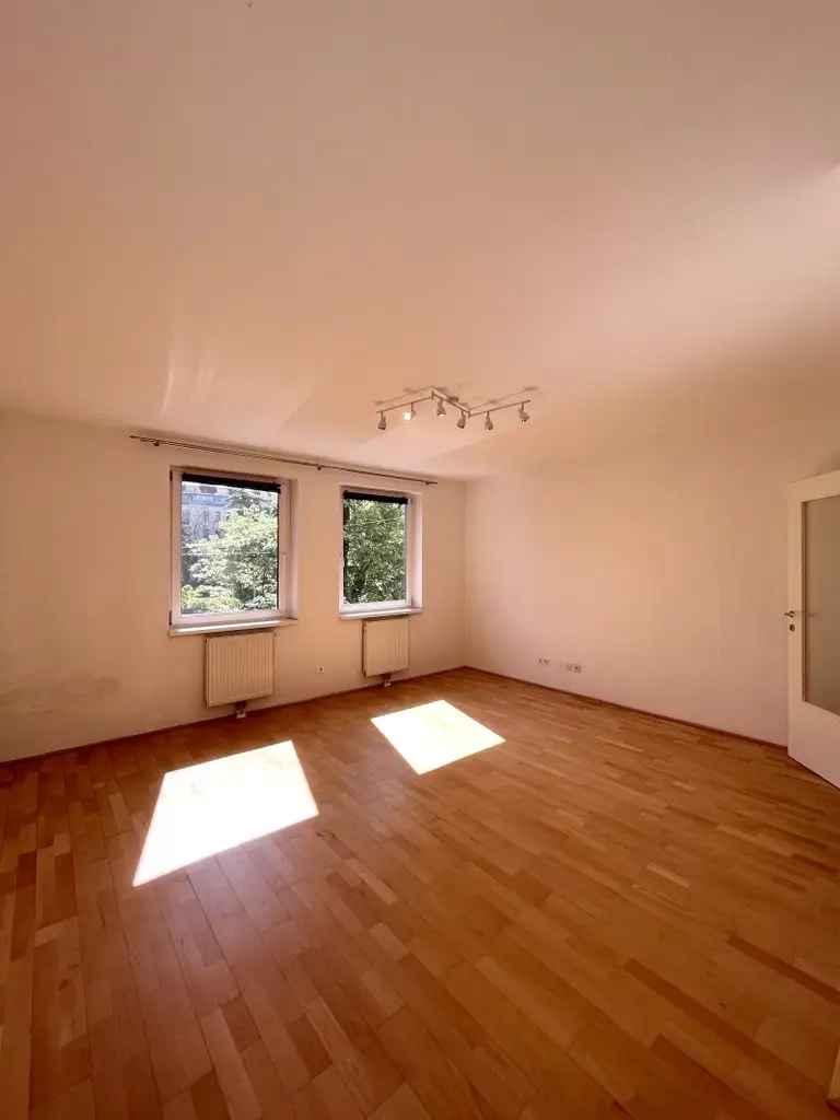 Wohnen beim Schubertpark - Helle Einzimmerwohnung in guter Lage!
