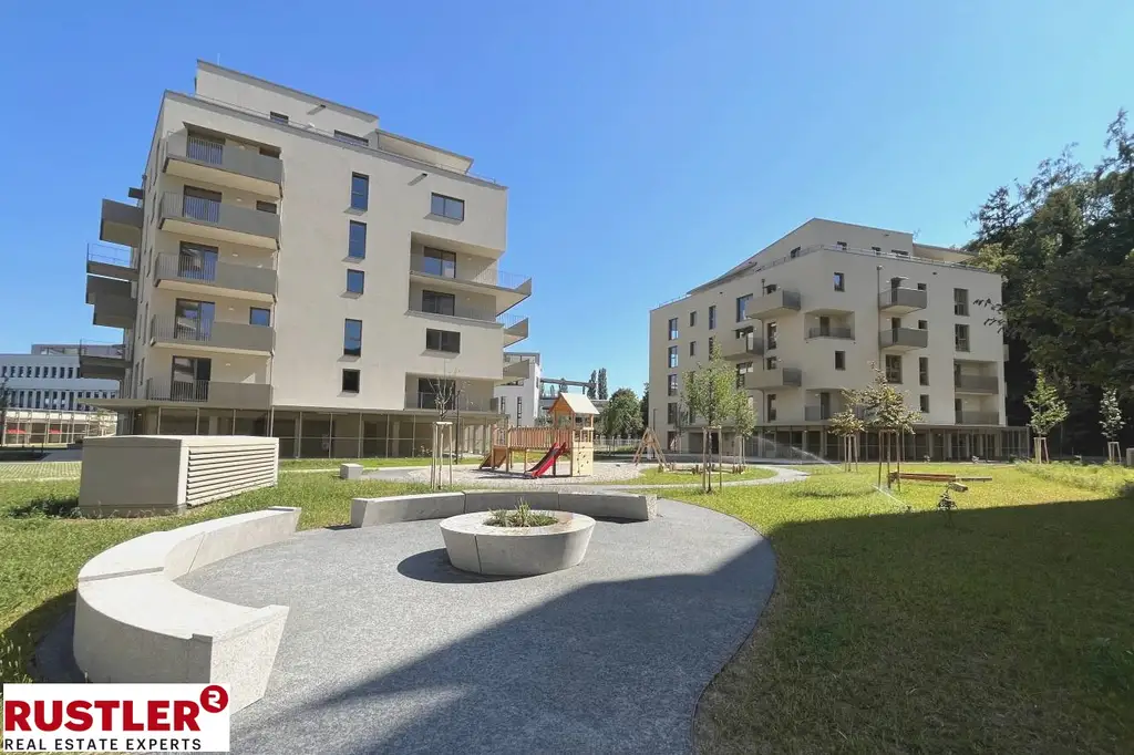 Perfekter Mix aus Stadt und Natur im Projekt Schlosspark
Geräumige 3-Zimmerwohnung mit Balkon