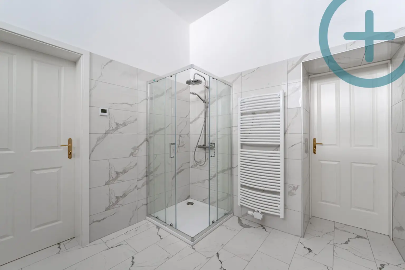 4 Zimmer Altbau Traum nahe Hauptbahnhof