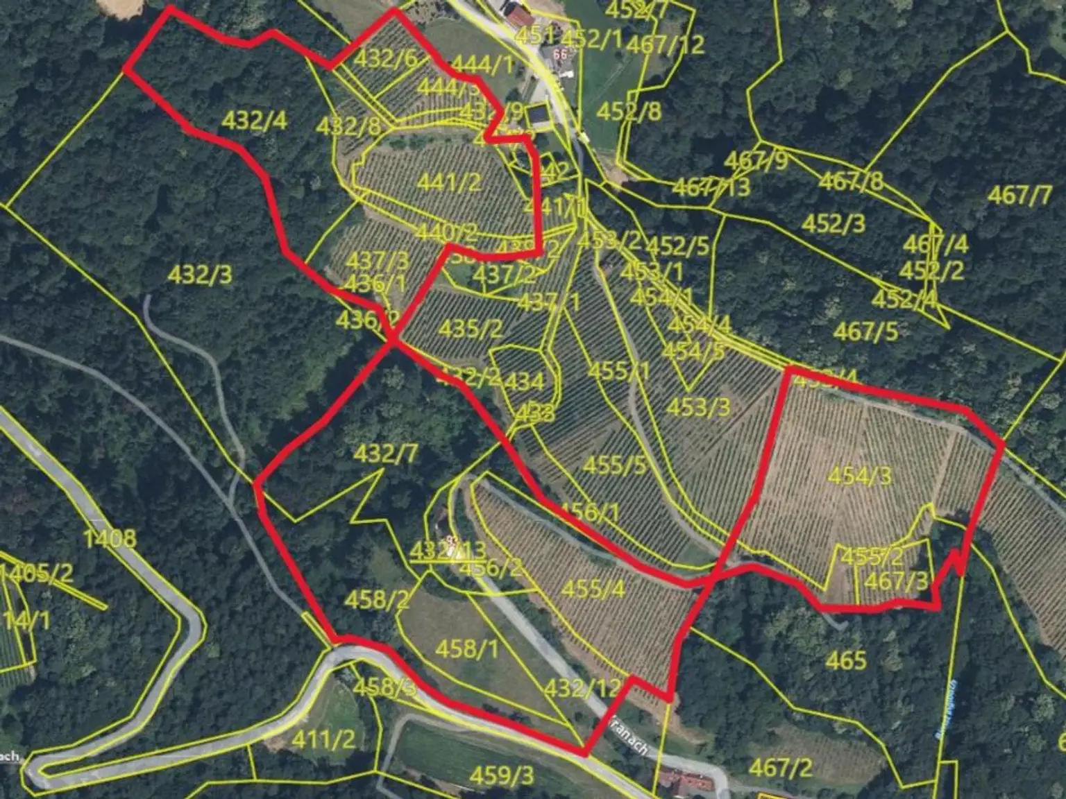 Weingarten mit Landwirtschaft und Altbestand in Kranach, Gemeinde Gamlitz