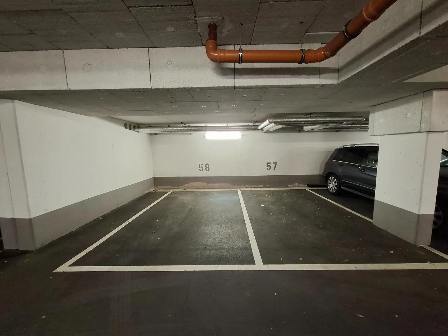 Moderne Eigentumswohnung mit 28 m² Dachterrasse in bester Lage