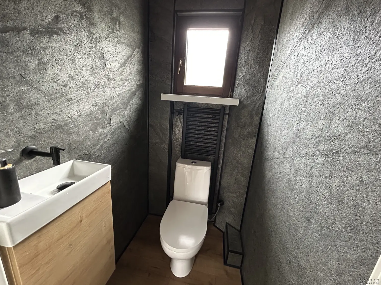 Gäste-WC EG